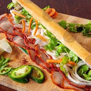 Bánh mì thịt đỏ